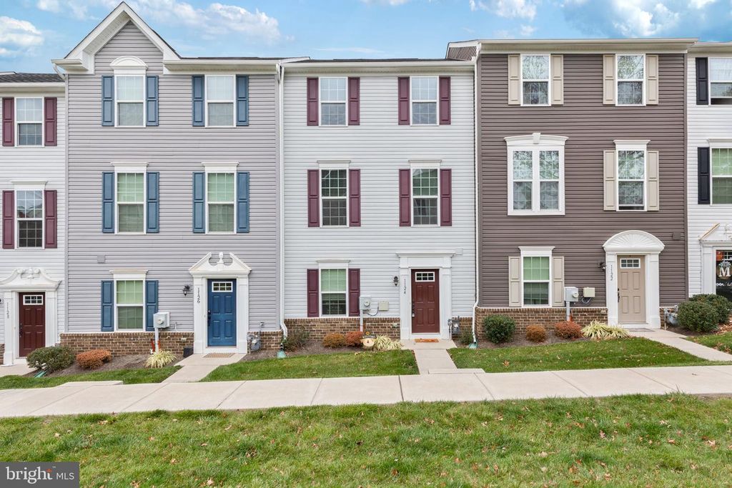 1124 UTLEY ALY, Phoenixville, PA 19460