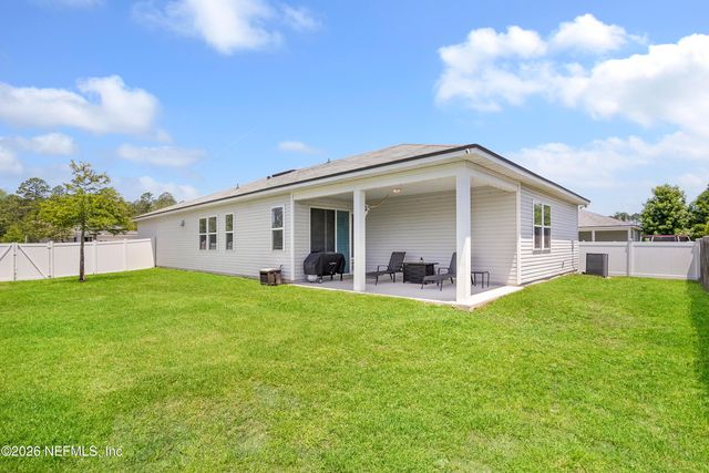 1095 PERSIMMON Drive, Middleburg, FL 32068
