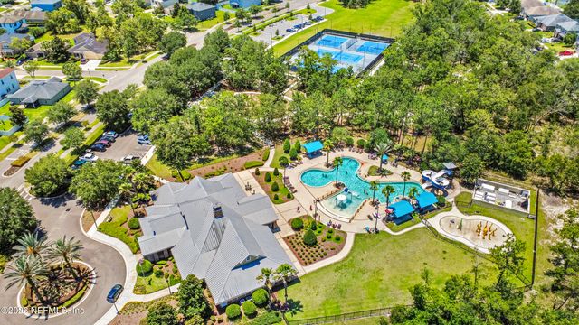 1095 PERSIMMON Drive, Middleburg, FL 32068