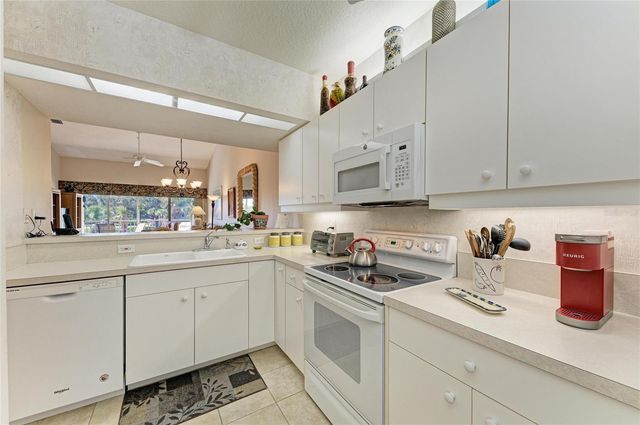 416 LAUREL LAKE DRIVE 202, Venice, FL 34292