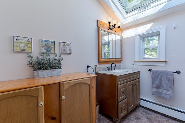 13 Dulcies Point Road, Kingston, NH 03848