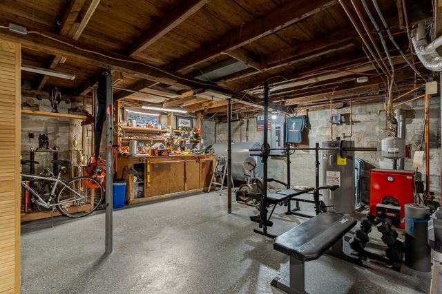 13 Dulcies Point Road, Kingston, NH 03848