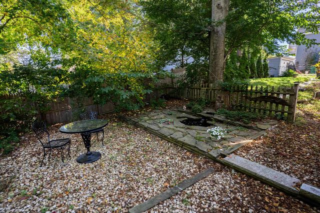 13 Dulcies Point Road, Kingston, NH 03848