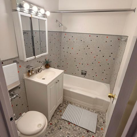 7337 S South Shore Drive 1012, Chicago, IL 60649