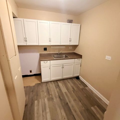 7337 S South Shore Drive 1012, Chicago, IL 60649