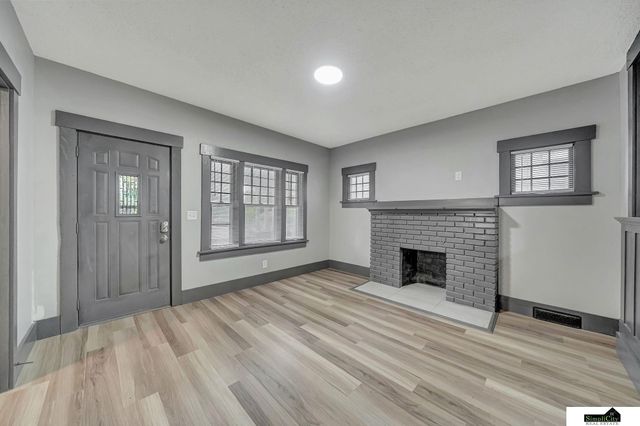 1508 S 27 Street, Lincoln, NE 68502