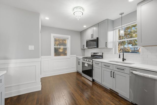 2239 123rd Street, Blue Island, IL 60406