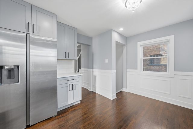 2239 123rd Street, Blue Island, IL 60406