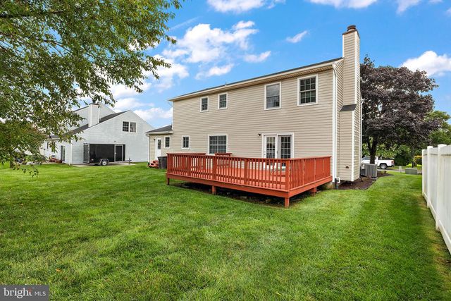 30 LOCHVIEW DR, Bear, DE 19701