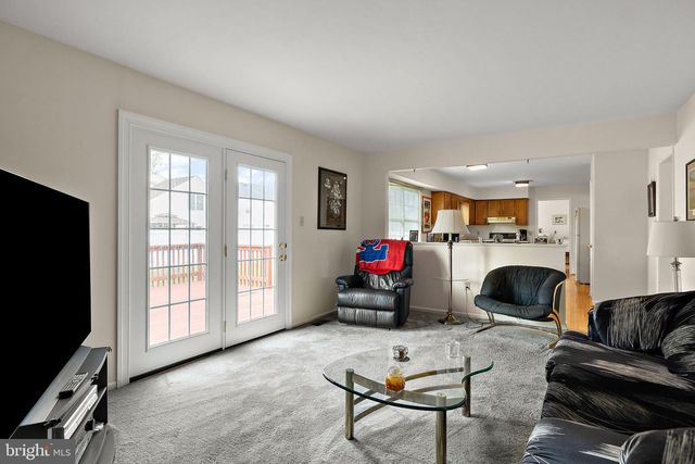 30 LOCHVIEW DR, Bear, DE 19701