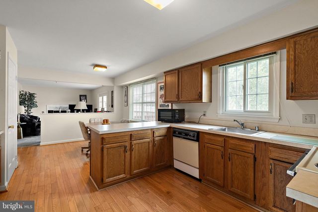 30 LOCHVIEW DR, Bear, DE 19701