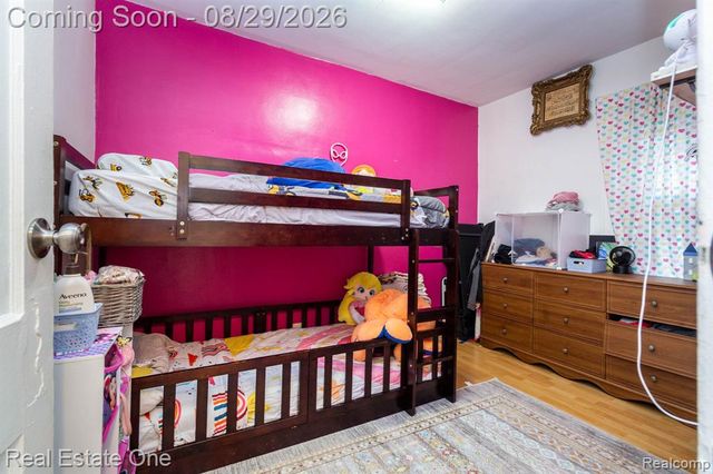 4932 Reuter Street, Dearborn, MI 48126