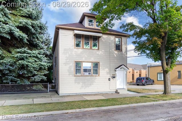 4932 Reuter Street, Dearborn, MI 48126
