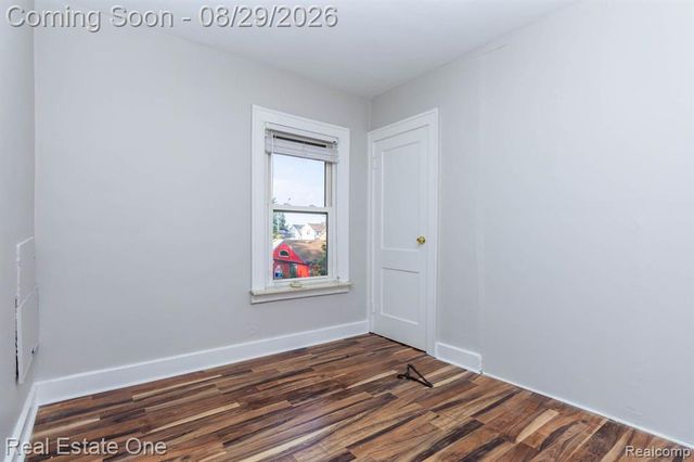 4932 Reuter Street, Dearborn, MI 48126