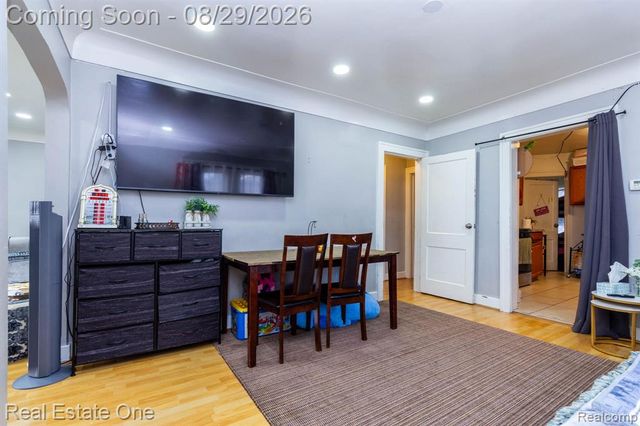 4932 Reuter Street, Dearborn, MI 48126