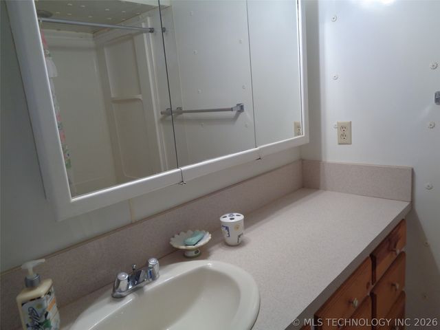 116645 S 4256 Road, Eufaula, OK 74432