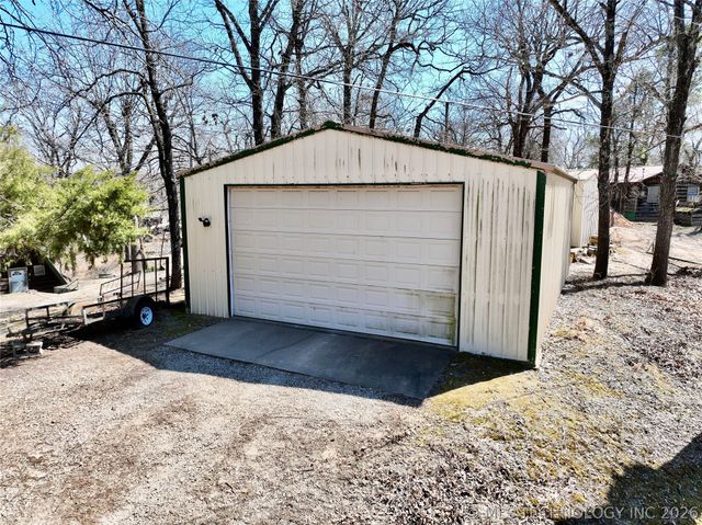 116645 S 4256 Road, Eufaula, OK 74432