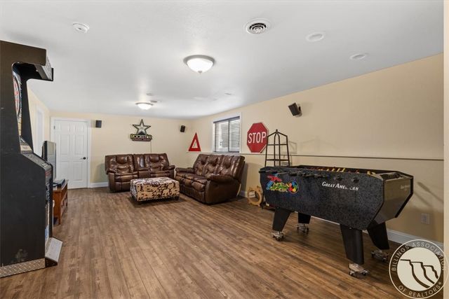 828 Troy Circle, Billings, MT 59105