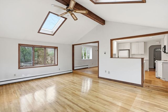 8 Ledgewood Drive, Canton, MA 02021