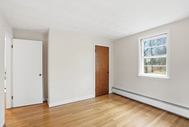 8 Ledgewood Drive, Canton, MA 02021