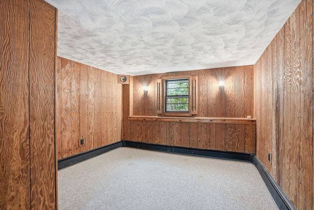 8 Ledgewood Drive, Canton, MA 02021