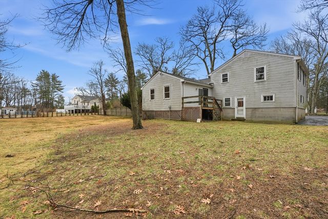 8 Ledgewood Drive, Canton, MA 02021