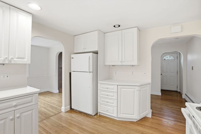 8 Ledgewood Drive, Canton, MA 02021