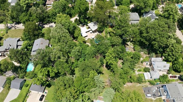 424 Belleview Avenue, Webster Groves, MO 63119