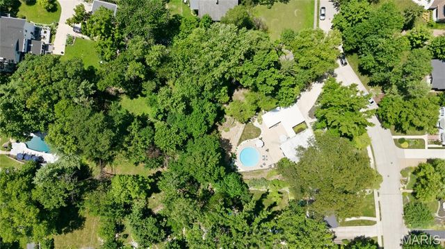 424 Belleview Avenue, Webster Groves, MO 63119
