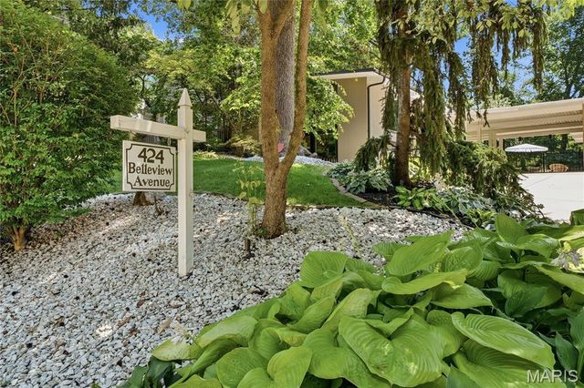 424 Belleview Avenue, Webster Groves, MO 63119