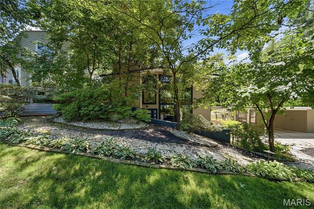 424 Belleview Avenue, Webster Groves, MO 63119