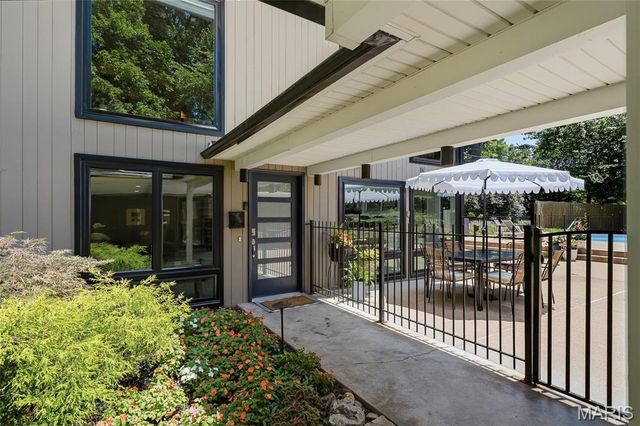424 Belleview Avenue, Webster Groves, MO 63119