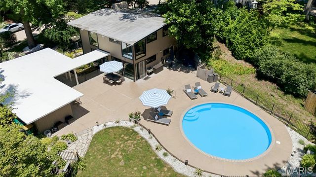 424 Belleview Avenue, Webster Groves, MO 63119