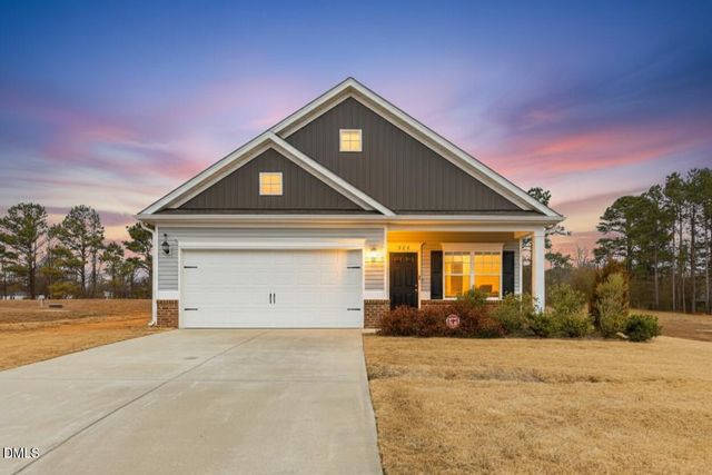 318 Settlers Pointe Drive, Pikeville, NC 27863