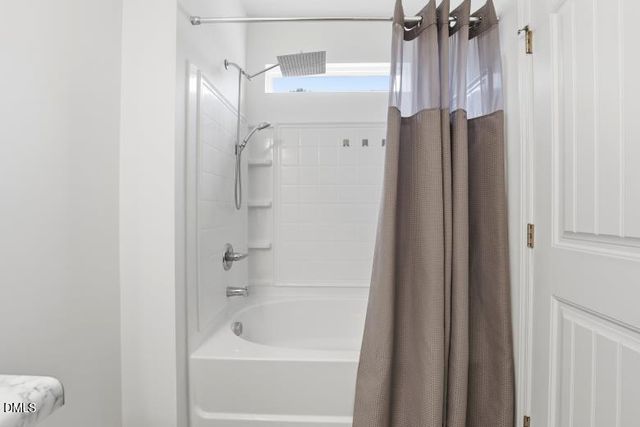 318 Settlers Pointe Drive, Pikeville, NC 27863