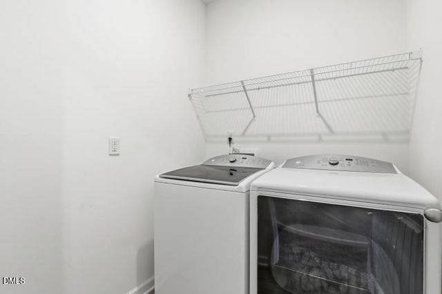 318 Settlers Pointe Drive, Pikeville, NC 27863