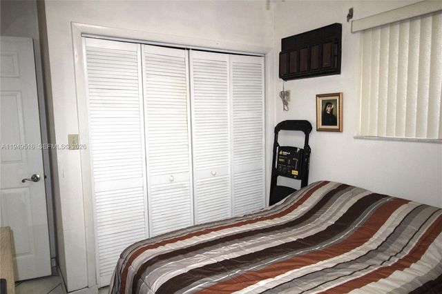 2000 SW 84th Ave, Miami, FL 33155