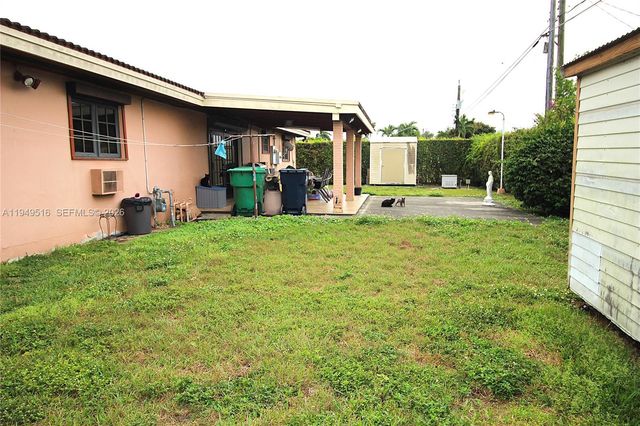 2000 SW 84th Ave, Miami, FL 33155