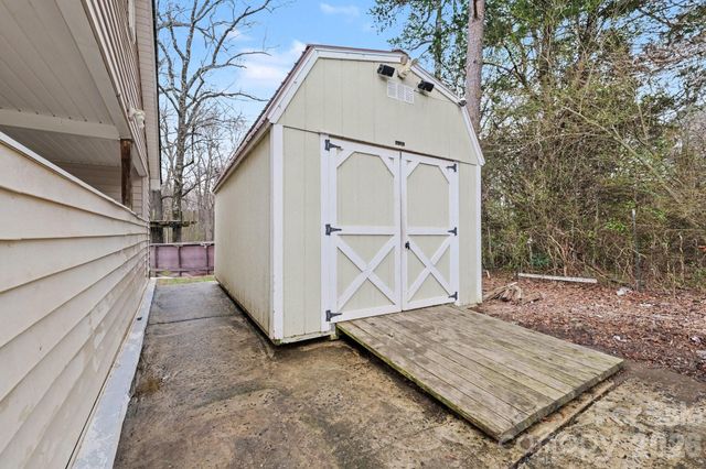 3533 Denton Road, Thomasville, NC 27360