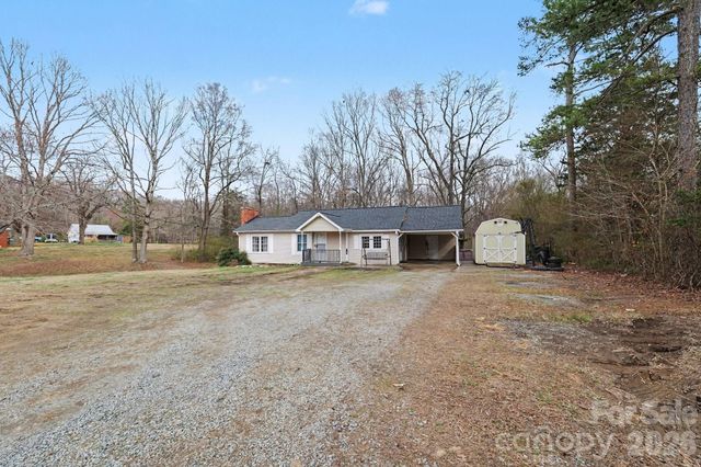 3533 Denton Road, Thomasville, NC 27360
