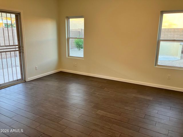 2240 E Aire Libre Avenue, Phoenix, AZ 85022