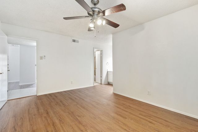 5300 Keller Springs Road 2093, Dallas, TX 75248