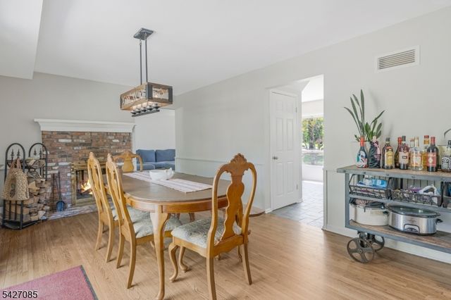 2 Sunset View Rd, Readington Twp., NJ 08822