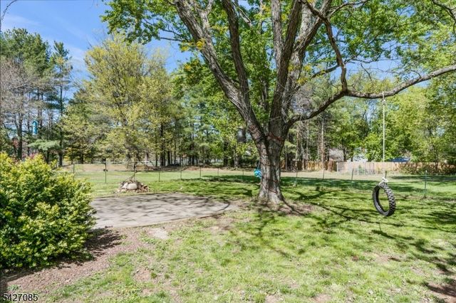 2 Sunset View Rd, Readington Twp., NJ 08822