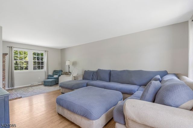2 Sunset View Rd, Readington Twp., NJ 08822
