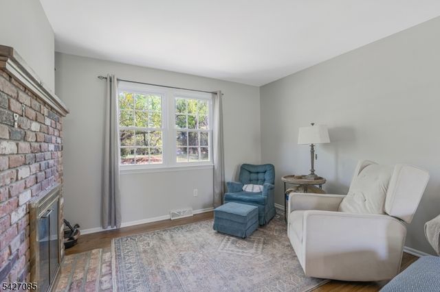 2 Sunset View Rd, Readington Twp., NJ 08822