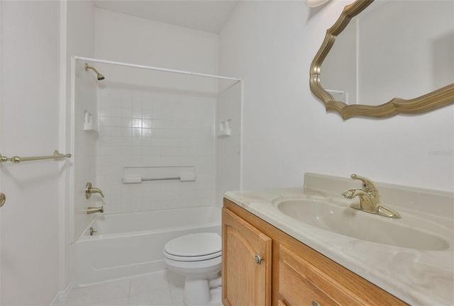 2323 NANTUCKET DRIVE 40, Sun City Center, FL 33573