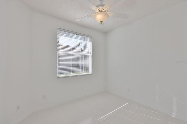 2323 NANTUCKET DRIVE 40, Sun City Center, FL 33573