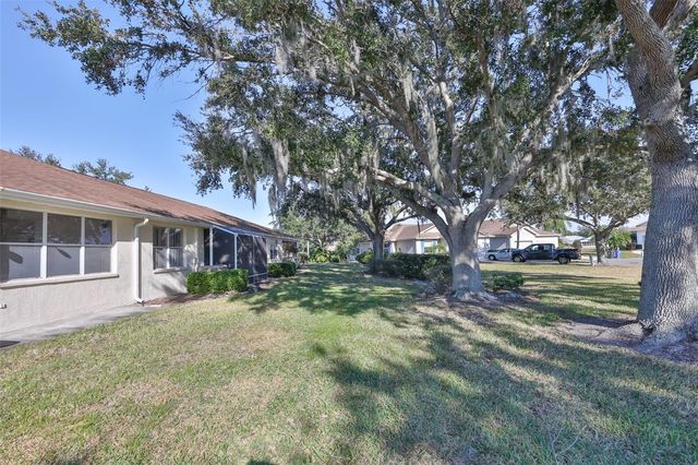 2323 NANTUCKET DRIVE 40, Sun City Center, FL 33573