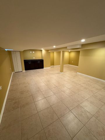 6320 N Kildare Avenue, Chicago, IL 60646